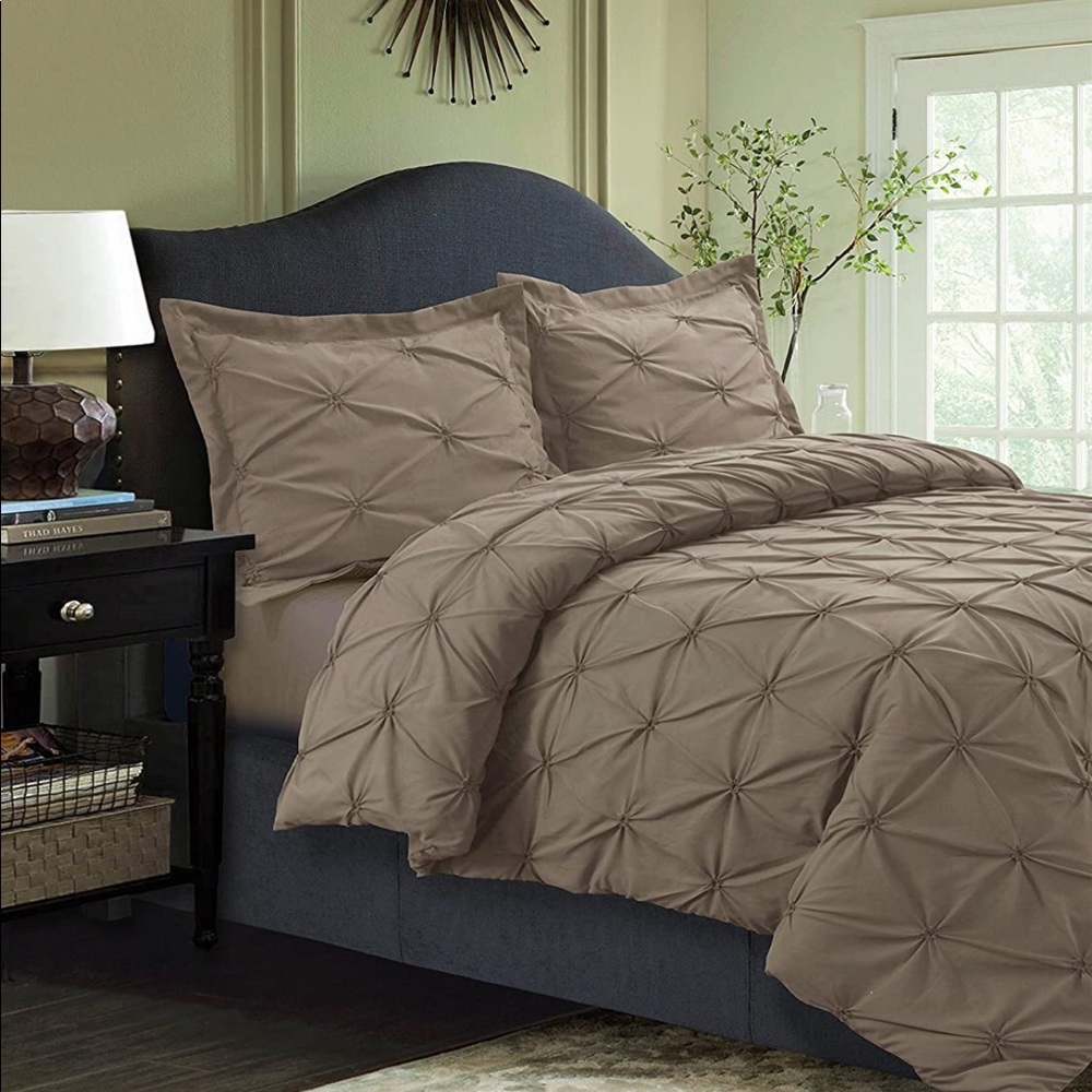 Queen Duvet Cover & Pillow Cases